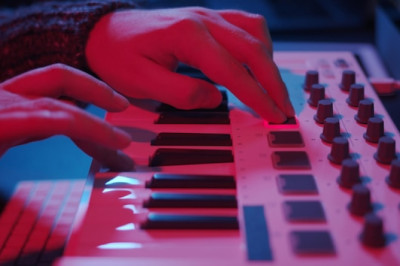 The Evolution of Soundtracks: How Music Shapes Cinematic Experiences