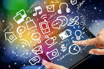 Exploring the Influence of Social Media on Music Chart Success in 2024
